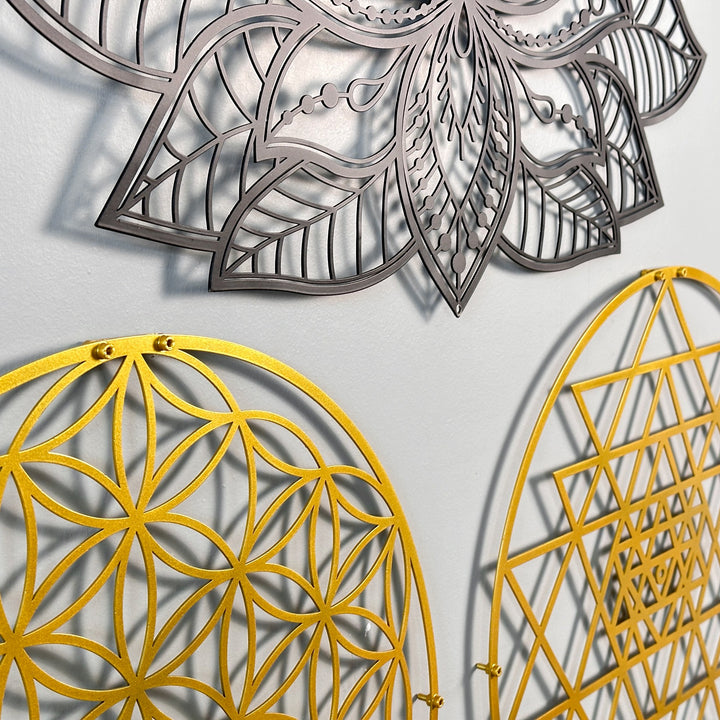 mandala-sri-yantra-yasam-cicegi-3lu-set-metal-duvar-dekoru-huzur-verici-sanatsal-tasarim-ve-dekor-colorfullworlds