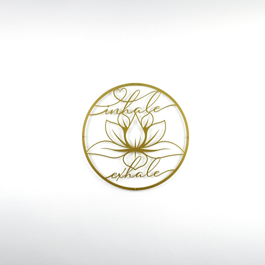 dairesel-lotus-tablosunun-yan-görünümü-colorfullworlds