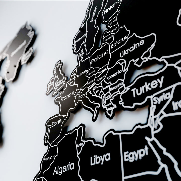 metal-dunya-duvar-dekoru-hediye