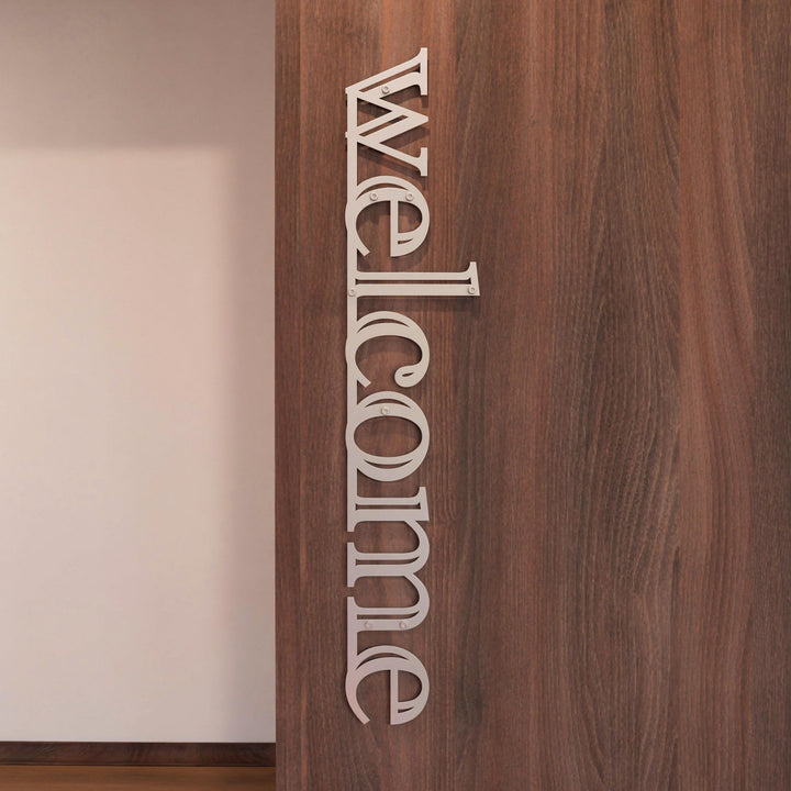 welcome-yazisi-gumus-metal-kapi-susu-modern-duvar-dekoru-colorfullworldstr