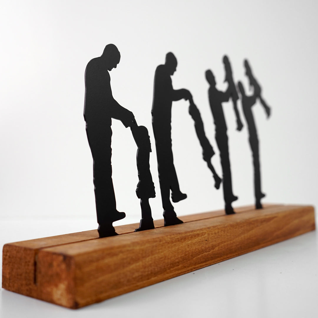 Baba ve Kızı Metal Masa ve Raf Dekoru