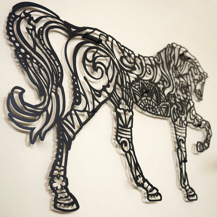 Mandala Desenli At Tablosu - Metal Duvar Dekoru