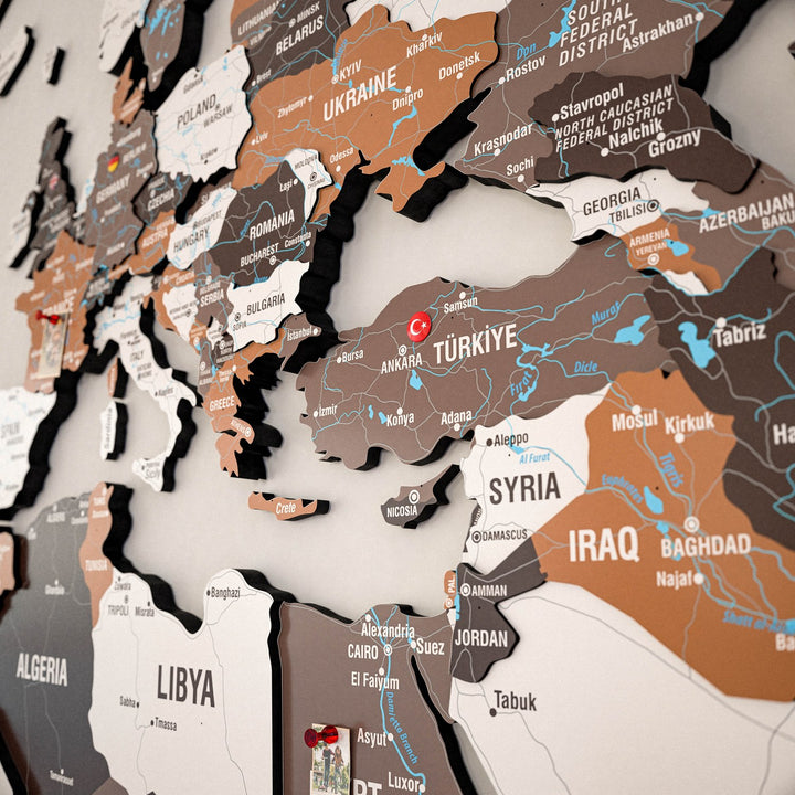 3d-ahsap-dunya-haritasi-renkli-uv-baski-soil-turkiye-yazili-colorfullworldstr