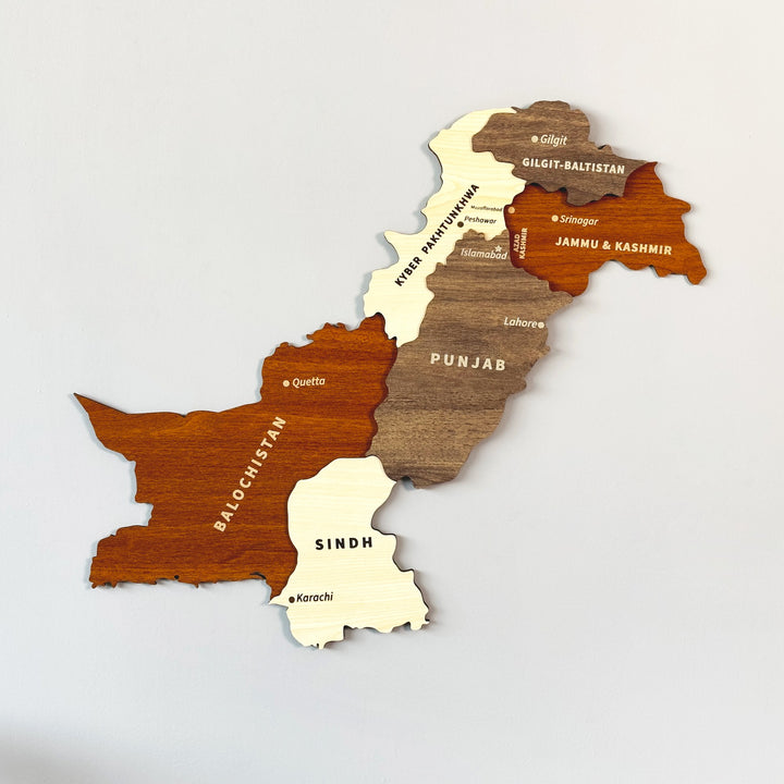 pakistan-ahsap-duvar-haritasi-ahsap-duvar-dekoru-3d-ve-cok-renkli-el-ile-detaylandirilmis-tasarim-colorfullworldstr