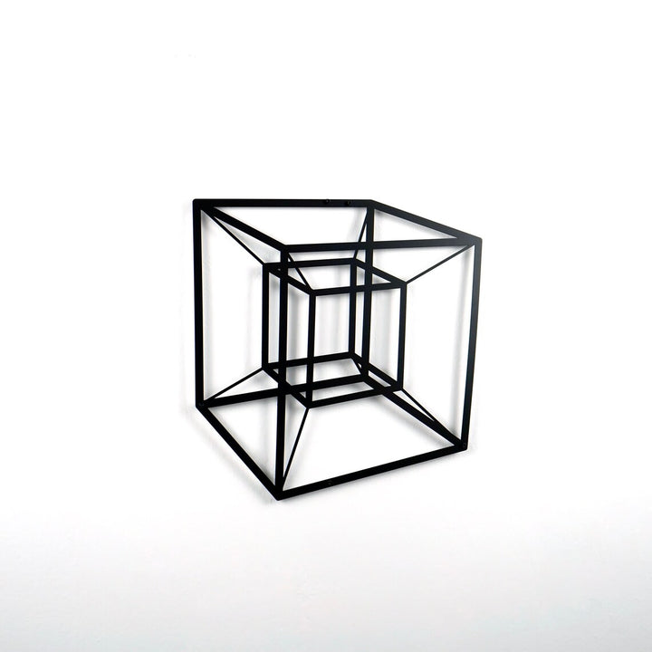 tesseract-kup-geometrik-metal-duvar-dekoru-yeni-ev-hediyesi-veya-ofis-dekoru-olarak-mukemmel-bir-secenek