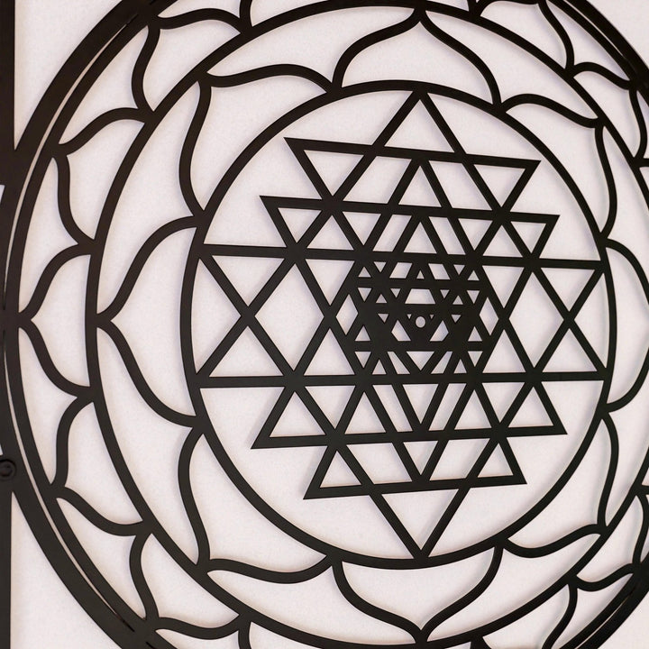 sri-yantra-siyah-metal-geometrik-duvar-tablo-sanat-dekorasyonu-colorfullworldstr