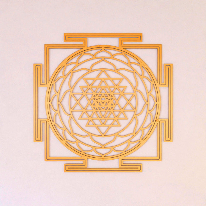 sri-yantra-altin-metal-duvar-tablosu-dekoratif-tasarım-ev-dekoru-colorfullworldstr