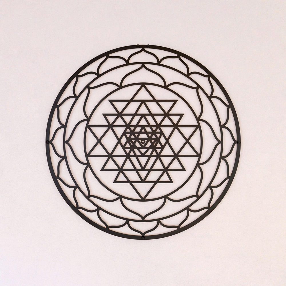 sri-yantra-siyah-metal-tablo-dekoratif-duvar-susu-colorfullworldstr