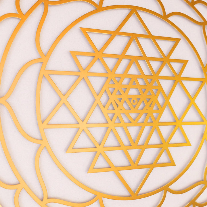 sri-yantra-altin-metal-duvar-dekoru-modern-tasarım-colorfullworldstr